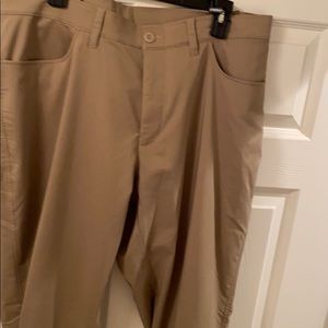 Men’s under Armor pants